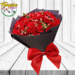 RADIANTE ATRACCIÓN ( RAMO BOUQUET DE 24 ROSAS )