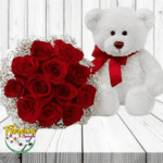 REGALA AMOR RAMO DE 12 ROSAS RODEADO DE GYPSUM Y PELUCHE DE 20 CM