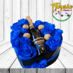 ROMANTICO DETALLE (CAJA CORAZON DE 12 ROSAS, CHAMPGNE Y FERREROS)