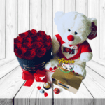 PERFECTO OBSEQUIO (CILINDRO DE 16 ROSAS, PELUCHE 25CM Y BOMBONES FERREROS ROCHER 100GRS)