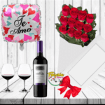CAJA DE 12 ROSAS, VINO, GLOBO Y COPAS
