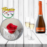 ROSA PRESERVADA EN PECERA, CHAMPAGNE Y COPAS