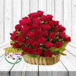 ARREGLO DE ANIVERSARIO ( CANASTA DE 50 ROSAS )