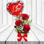 CAJA LOVE DE 3 ROSAS Y GLOBO