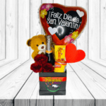 CAJA DE ROSAS, CHAMPAGNE, PELUCHE Y GLOBO
