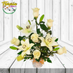 CANASTITA DE ROSAS Y LILIUM
