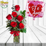 FLORERO ALTO DE 6 ROSAS, FOLLAJE, ILUMINACION Y GLOBO