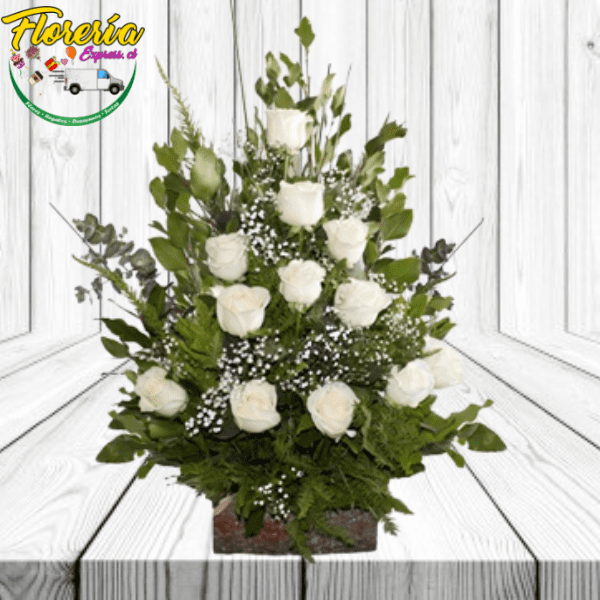 ARREGLO FUNEBRE DE 12 ROSAS NATURALES ECUATORIANAS (EN OFERTA)
