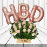 ARREGLO DE 22 ROSAS IMPORTADAS Y 3 GLOBOS METALIZADOS