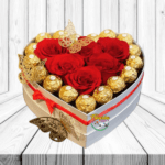 CAJA CORAZON DE 6 ROSAS Y 18 BOMBONES