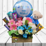 ARREGLO DE FLORAL, CHOCOLATES, PELUCHE, VASO Y GLOBO