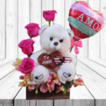 ARREGLO DE 4 ROSAS, PELUCHE DE 25CM Y GLOBO