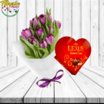 RAMO 10 TULIPANES Y CAJA DE BOMBONES CORAZON