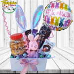 CAJA RECTANGULAR CON PELUCHITO, VALDE DE MONEDAS, 4 BARRAS DE CHOCOLATE, OREJITAS Y GLOBO
