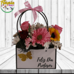 CARTERA MIX FLORAL (ROSAS, GIRASOL, GERBERA Y FOLLAJE)