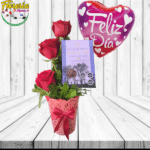 ARREGLO DE 3 ROSAS, BOMBONES DEL SUR Y GLOBO FELIZ DIA