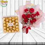 DELICADO RAMO DE 9 ROSAS CON DELICIOSO BOMBONES FERREROS ROCHER DE 300G