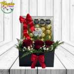 CAJA 3 ROSAS Y CAJA DE BOMBONES  FERREROS 300G