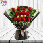 RAMO 12 ROSAS IMPORTADAS, 3 BOMBONES FERREROS ROCHER