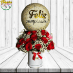 BOX DE 15 ROSAS, FOLLAJE Y GLOBO