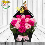 BOX 15 ROSAS JABON O NATURAL CON FOLLAJE Y MARIPOSA