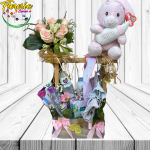 GLAMUROSO ARREGLO PARA BEBE CON TOQUE FLORAL
