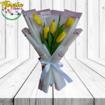 RAMO 5 TULIPANES CON LINDA ENVOLTURA
