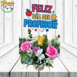 ARREGLO DE 3 ROSAS, FLORES DE TEMPORADA Y TOPPER