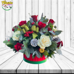 FLORES DE NAVIDAD EN BOX CON 10 ROSAS Y DECORACION