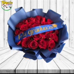 BOUQUET DE 25 ROSAS GRADUACION  Y CINTA