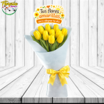 RAMO FLORES AMARILLAS CON 10 TULIPANES Y TOPPER