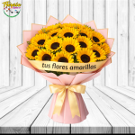 PROMOCION: RAMO BUCHON 30 GIRASOLES, CON CINTA PERSONALIZADA Y LINDA ENVOLTURA