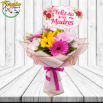 RAMO MIX DE 3 GERBERAS, 3 GIRASOLES, 3 ROSAS, FOLLAJE Y TOPPER