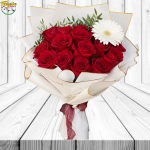 BOUQUET SANTIAGO DE 12 ROSAS, 1 GERBERA Y LINDA ENVOLTURA