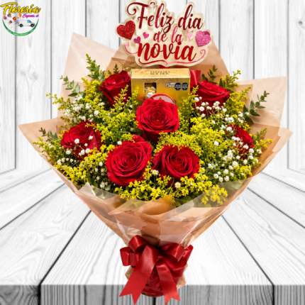 RAMO DIA DE LA NOVIA 7 ROSAS, FOLLAJE, FERRERO ROCHER X4 Y TOPPER